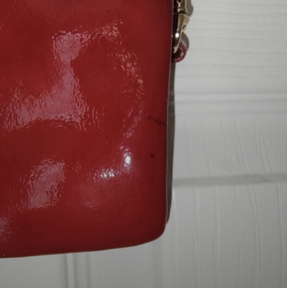 Dooney & Bourke Patent Leather Wristlet w/COA - Picture 6 of 7